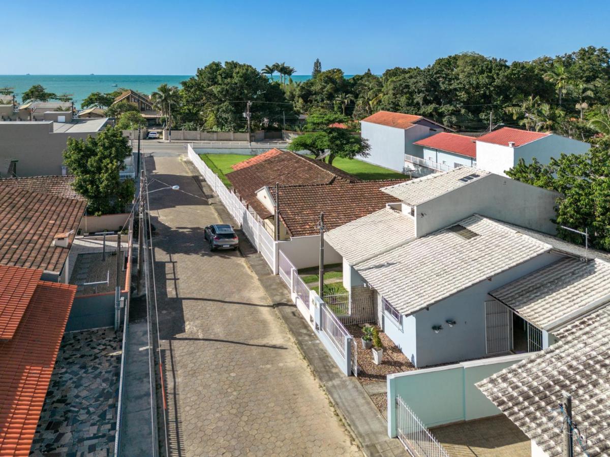 Linda Casa A 150M Da Praia E Prox Ao Beto Carrero 페냐 외부 사진