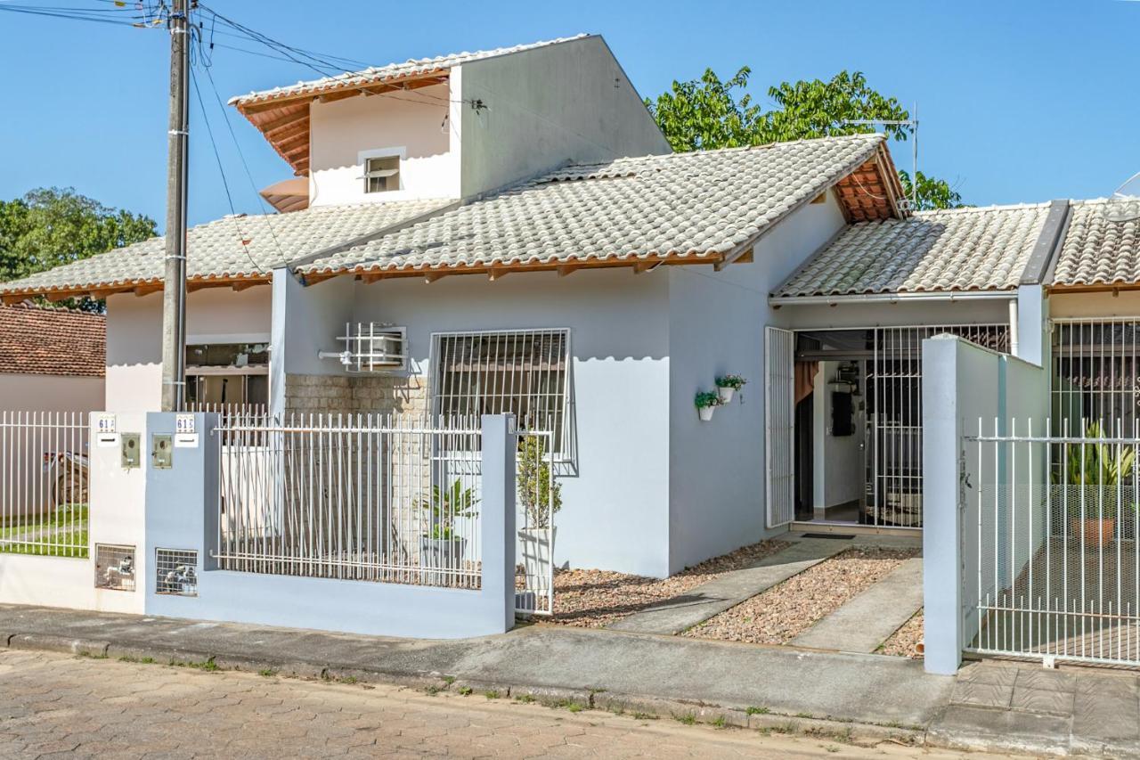 Linda Casa A 150M Da Praia E Prox Ao Beto Carrero 페냐 외부 사진